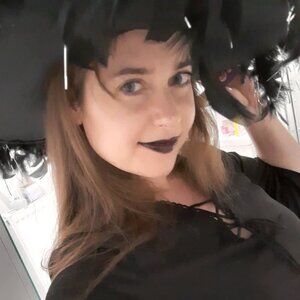 Meet your Posher, June